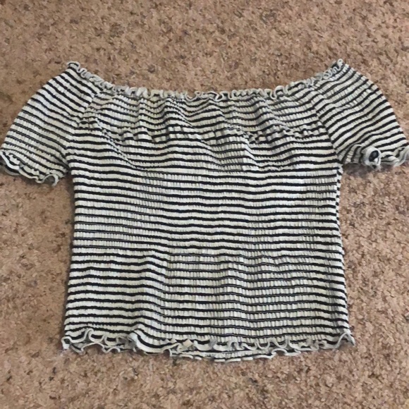 Crop top - Picture 1 of 1